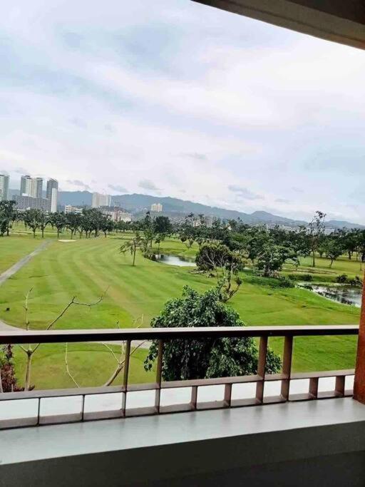 Dreamy 2Br Condo, With A Golf Course View Cebu Ngoại thất bức ảnh